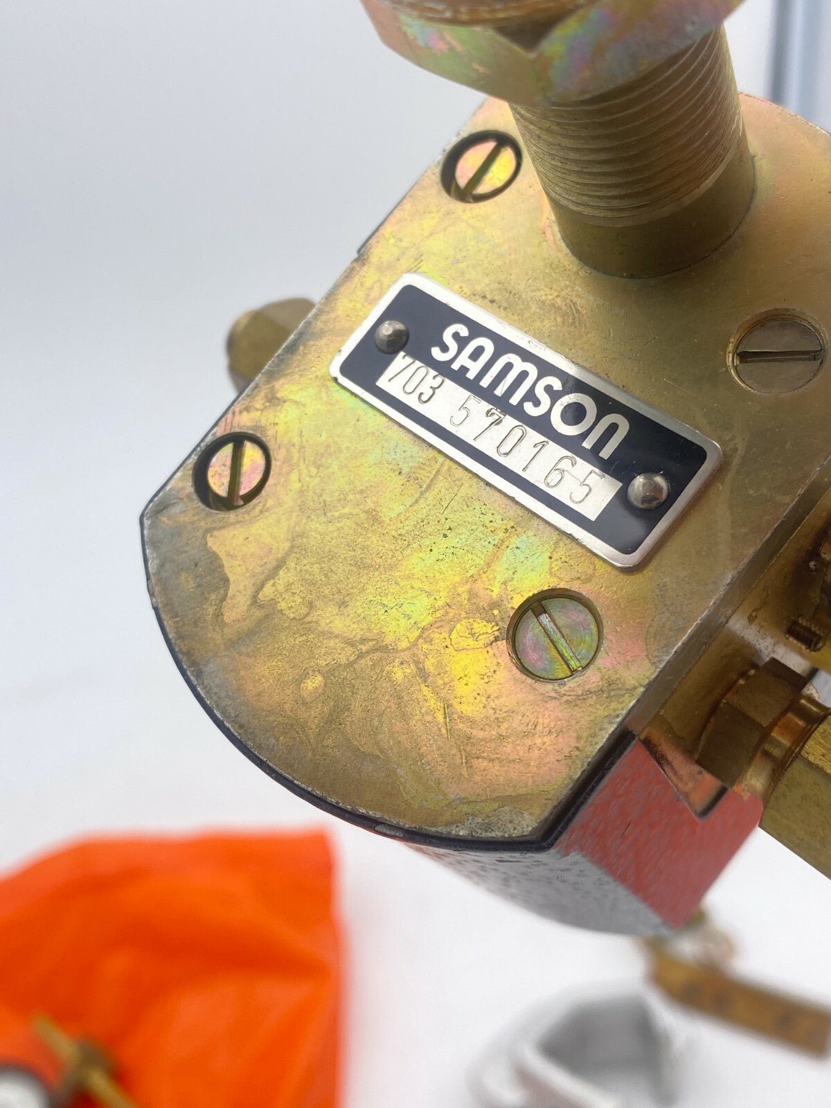 Samson 703 STP valve T223VP NW80 pneumatic positioner - KLR Automation