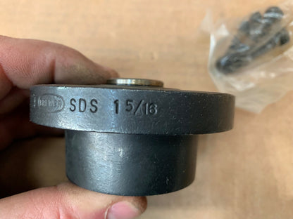 1 x BREWER MACHINE & GEAR QUICK DETACHABLE BUSHING SDS 1 5/16 BORE