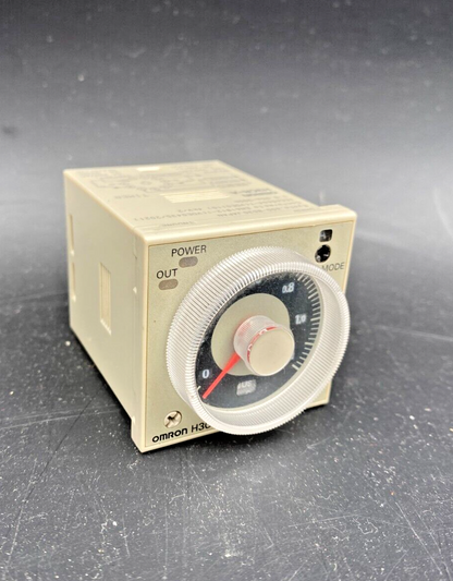 OMRON H3CR-A 100-240VAC TIMER