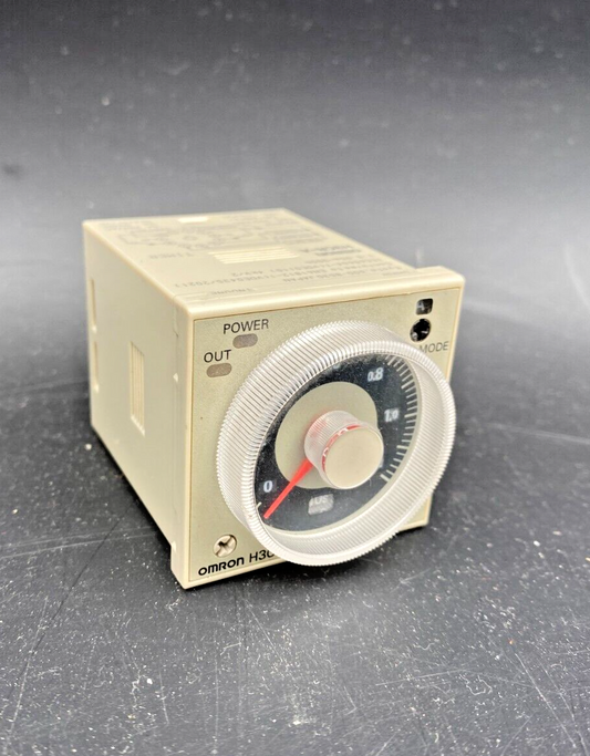 OMRON H3CR-A 100-240VAC TIMER