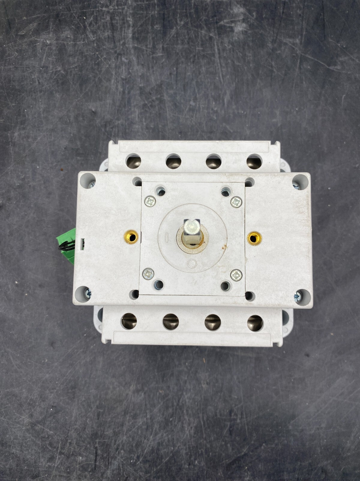 SOCOMEC 1230 4013 IDE 125A 4P AV INTERRUPTEUR SECTIONNEUR