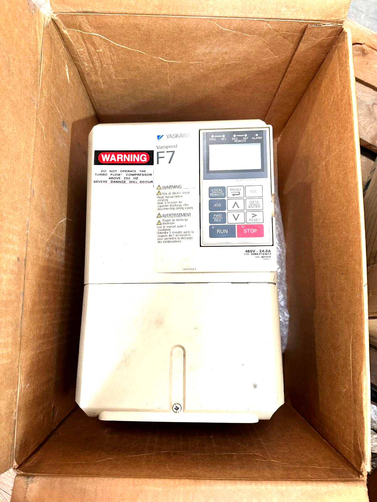 YASKAWA VARISPEED F7 CIMR-F7U4011F-086 CIMR-F7U4011