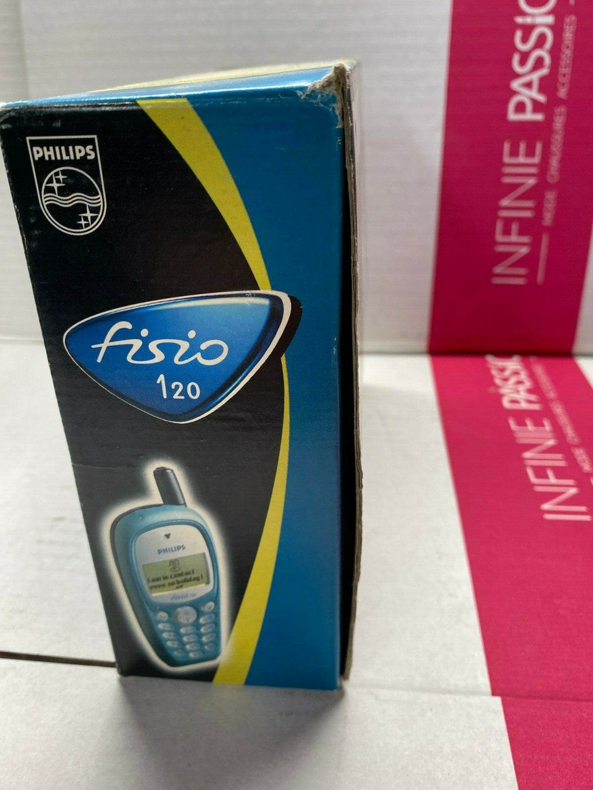  Philips Fisio 120  Mobile Phone Old Stock Rare collectors Mobile Phone