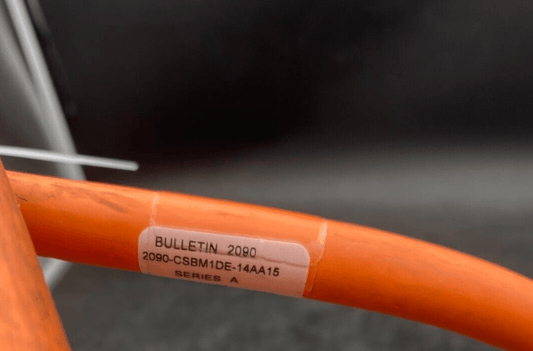 ALLEN BRADLEY BULLETIN 2090 - CSBM1DE - 14AA15 SERIE A CABLE DE 15M - KLR Automation