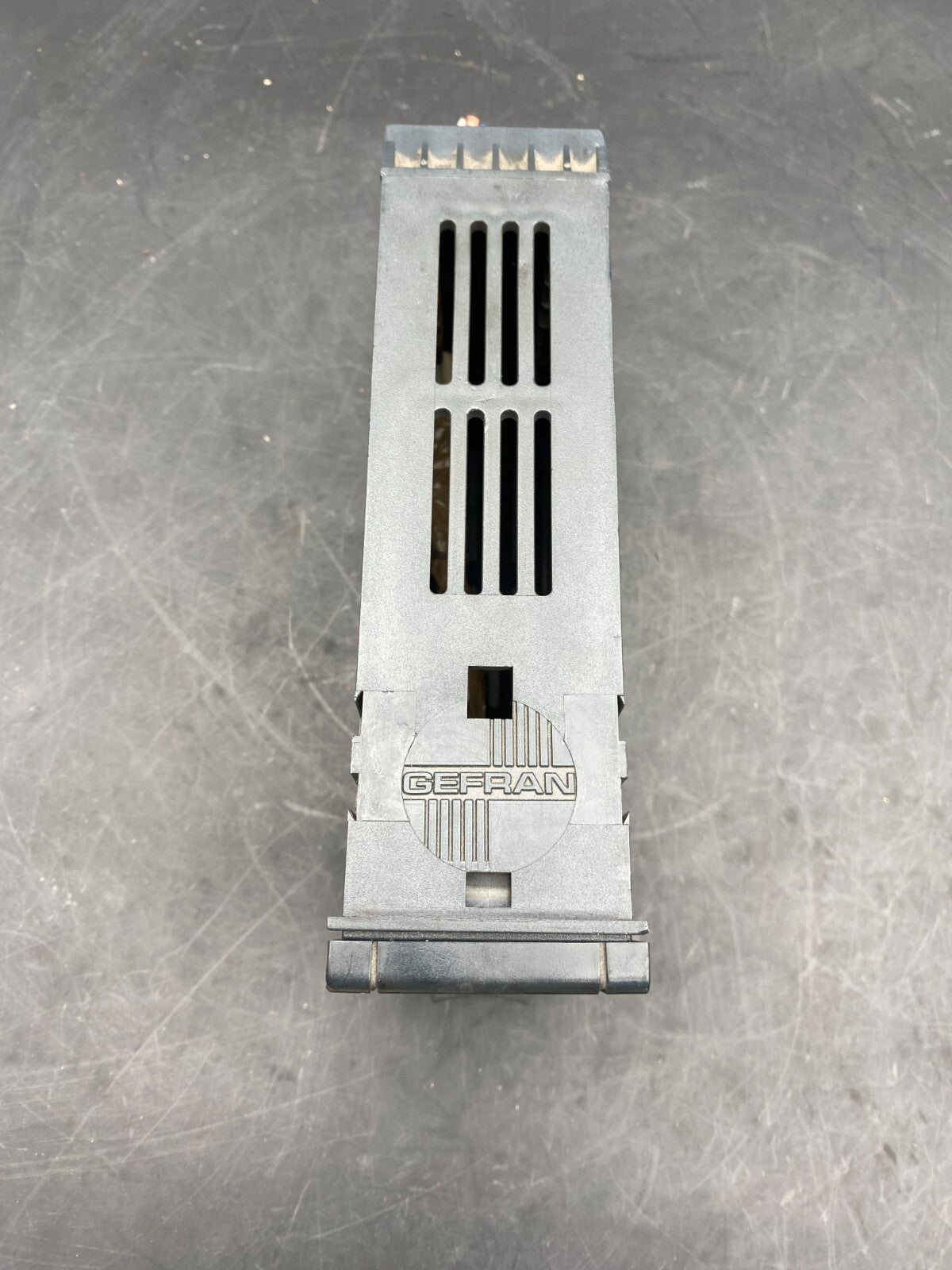 GEFRAN 3300 3300 - C - V0 - 2R - W5 - 0 - 1 V.7.3 TEMPERATURE CONTROLLER - KLR Automation