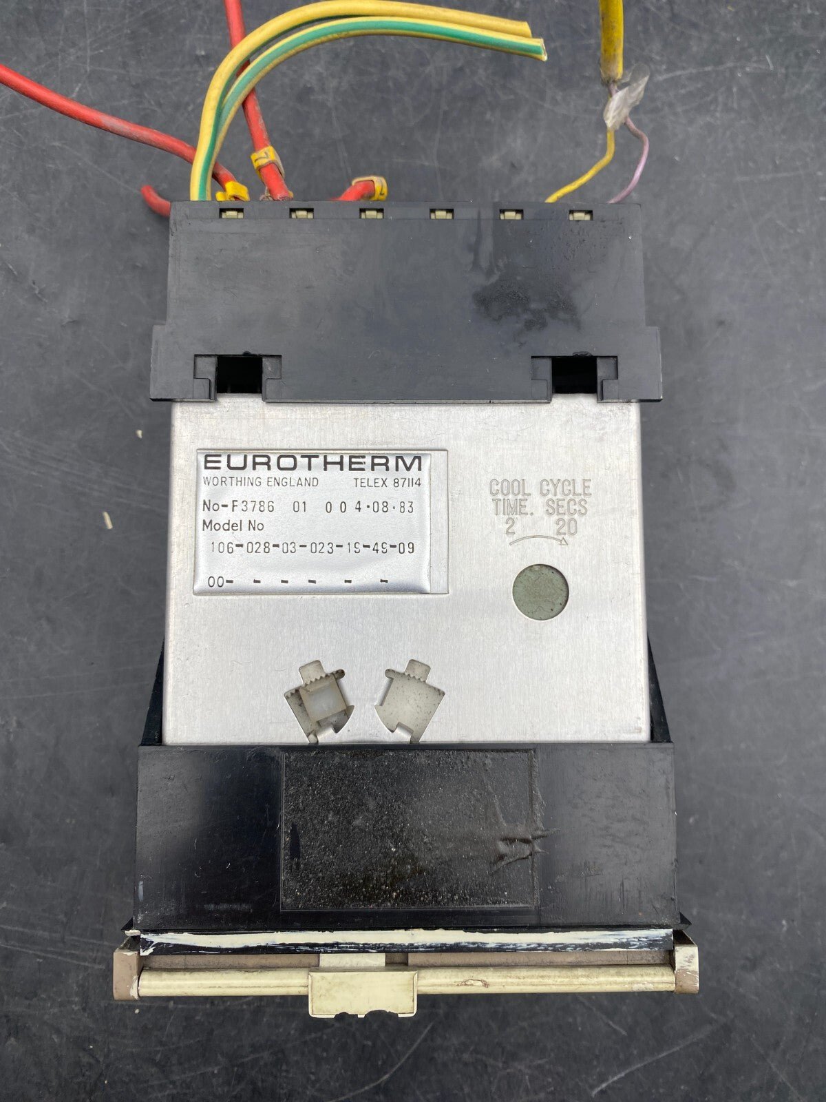 EUROTHERM F63786 106028030231S4909 TEMPERATURE CONTROLLER - KLR Automation