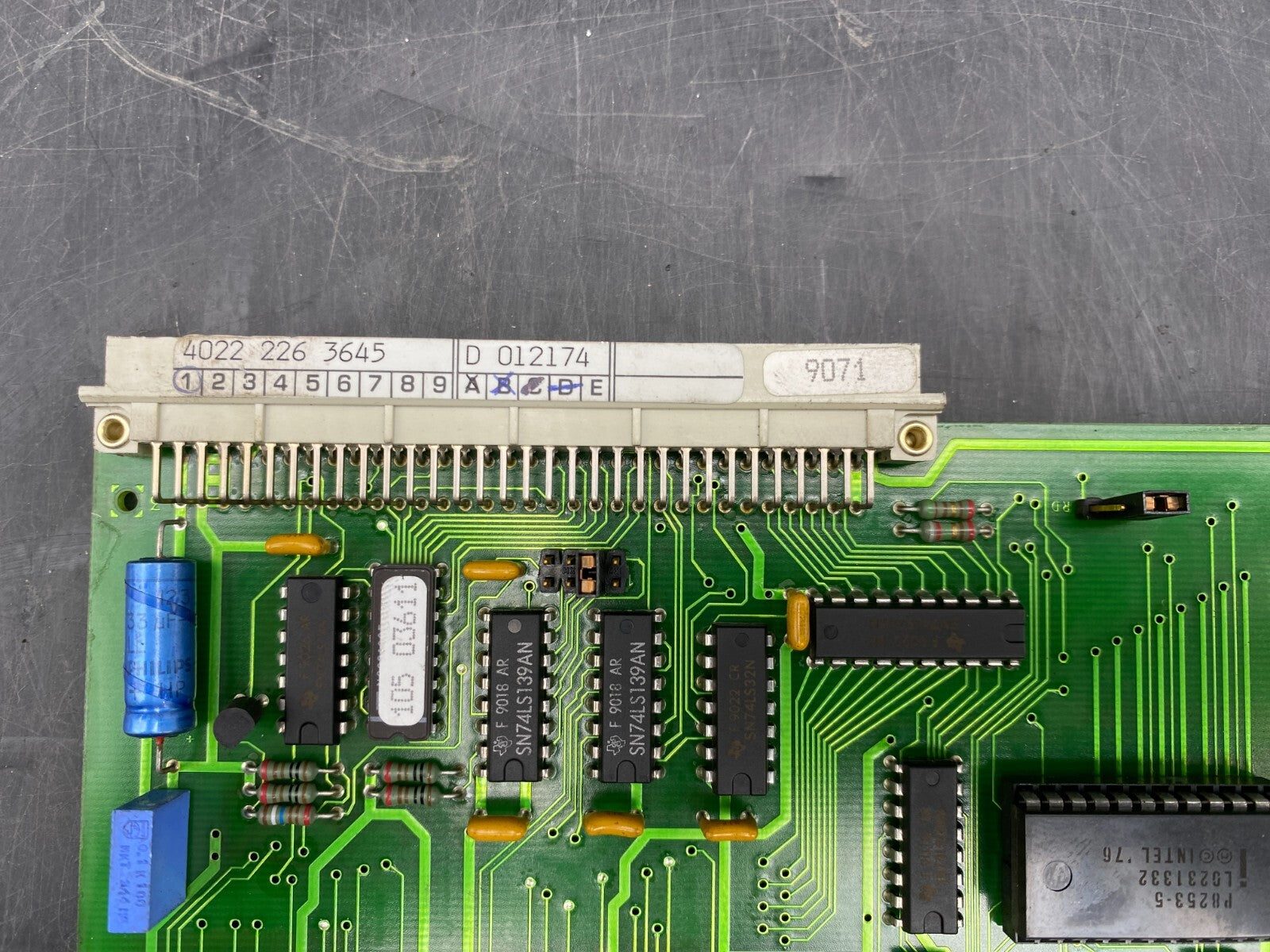 1pc x 40222263645 - PHILIPS - 4022 226 3645 / Carte RM/RM drive mod USED