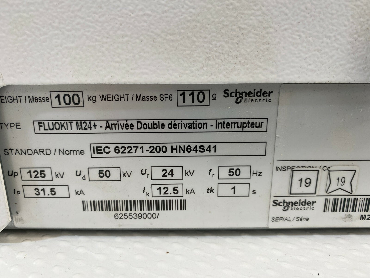 1pc x     Haute Tension SCHNEIDER Fluokit M24+  C440M mechanical control 
