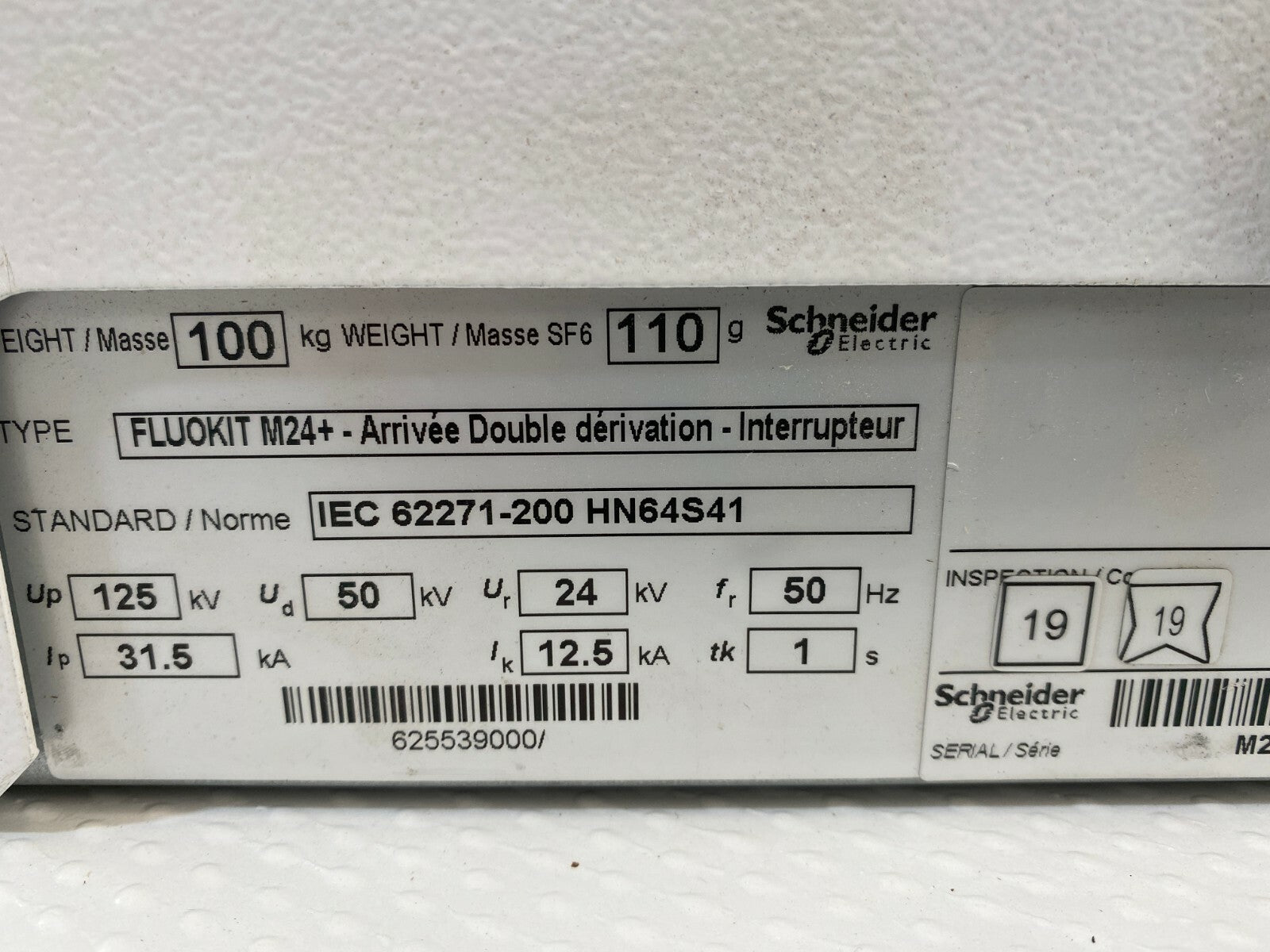 1pc x     Haute Tension SCHNEIDER Fluokit M24+  C440M mechanical control 