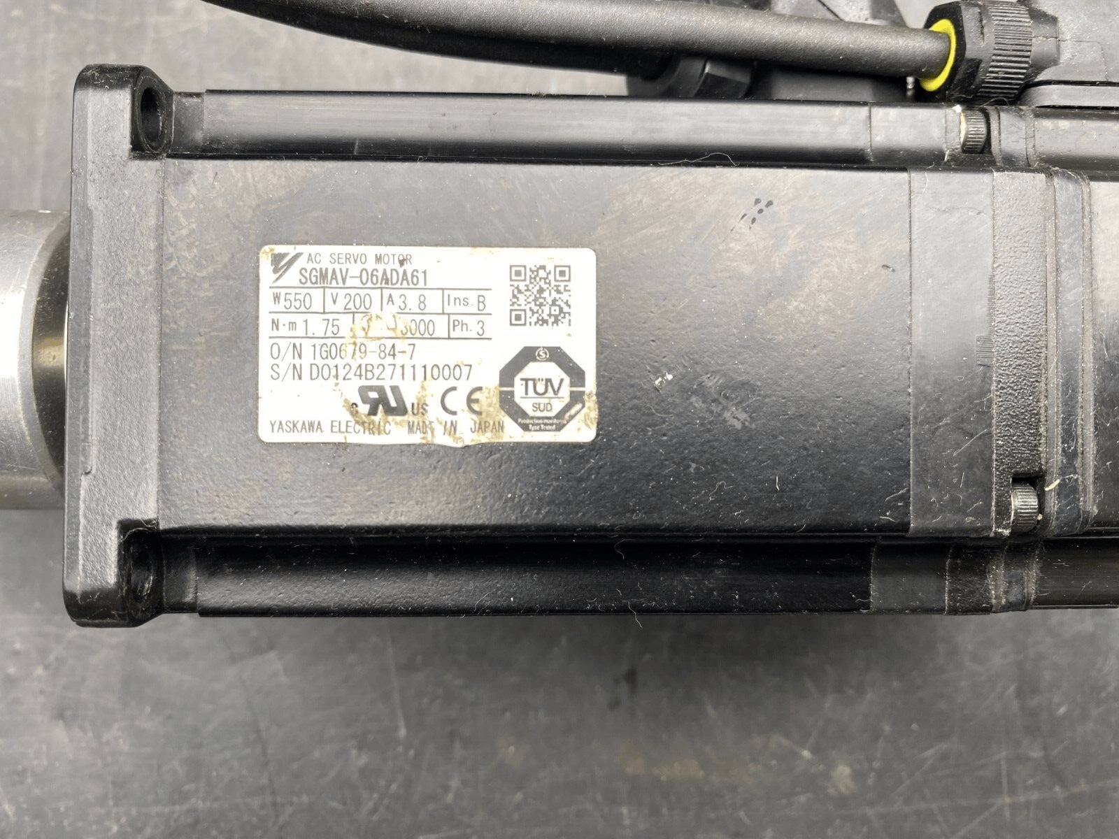 OMRON SGMAV - 06ADA61 550W 200V 3.8A 3PH 1.75 Nm SERVOMOTOR - KLR Automation