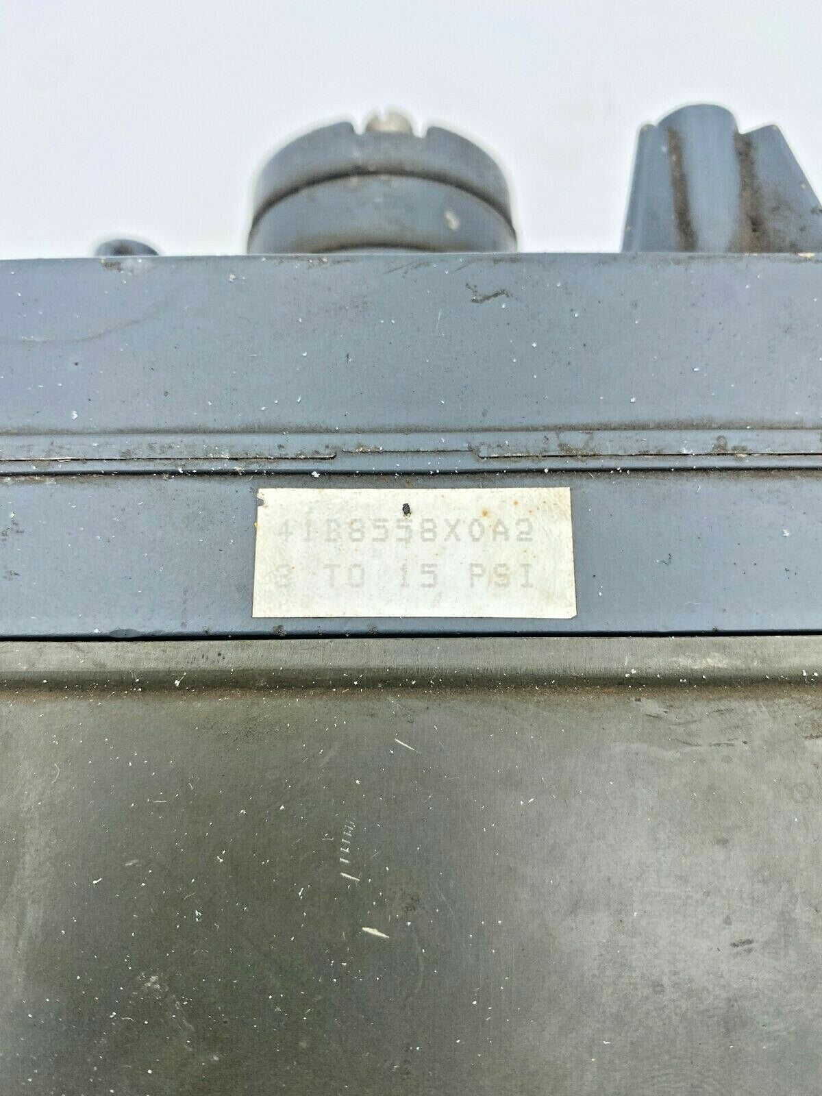 FISHER 3-15 PSI VALVE POSITIONER 41B8558X0A2 FS3582