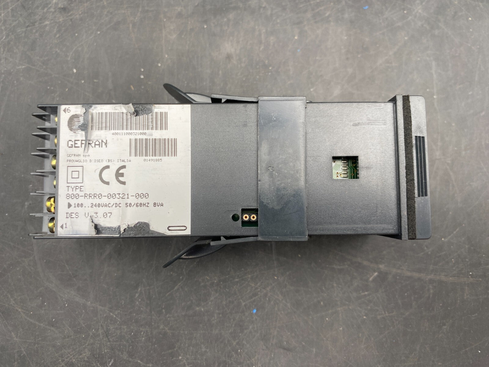 GEFRAN 800 800 - RRR0 - 00321 - 000 TEMPERATURE CONTROLLER - KLR Automation