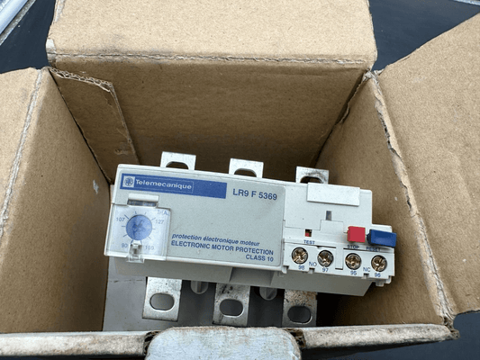 TELEMECANIQUE LR9 F5369 RELAIS THERMIQUE 056600 - KLR Automation