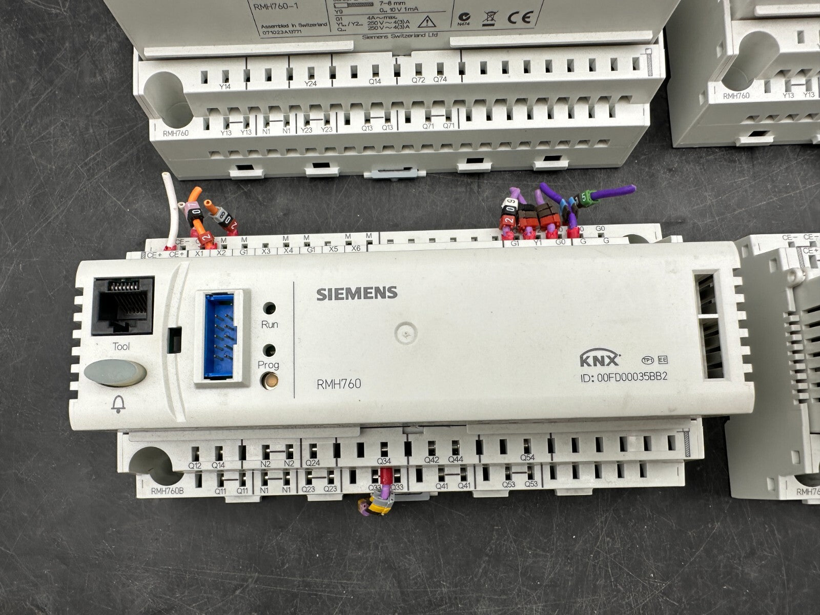 1 Pc x Siemens RMH760 - 1 Commande de Chauffage Régulateur de Chauffe HVAC - KLR Automation