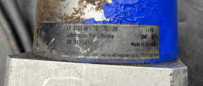 WITTENSTEIN LP 070S - MF1 - 10 - 101 - 3S +OMRON SGMAV - 04A3A61 + MAYR ROBA - DS 3/950.440 - KLR Automation