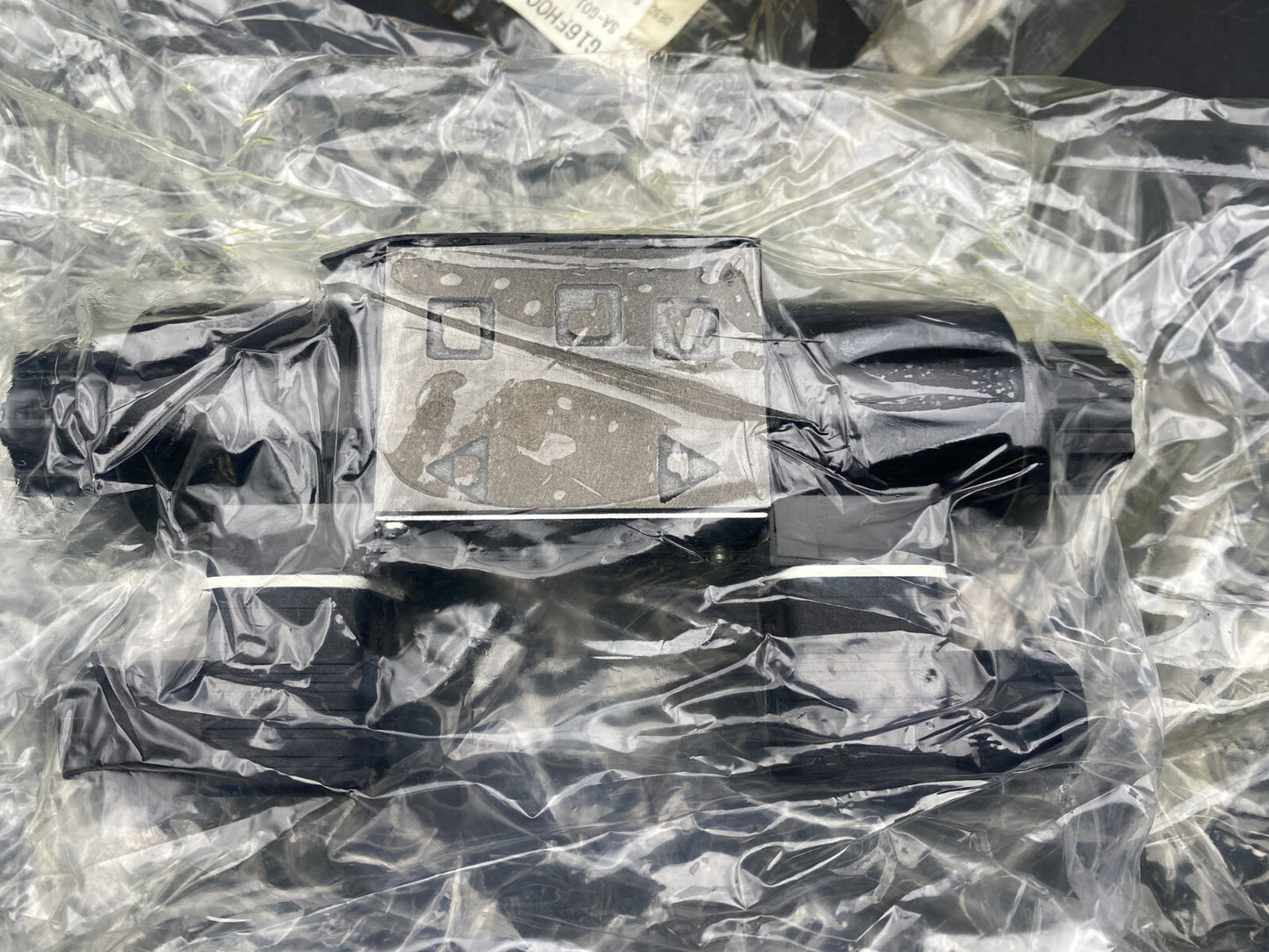 MAZAK NACHI SA-G01-C5-C1-30 G16FH004441 SOLENOID VALVE