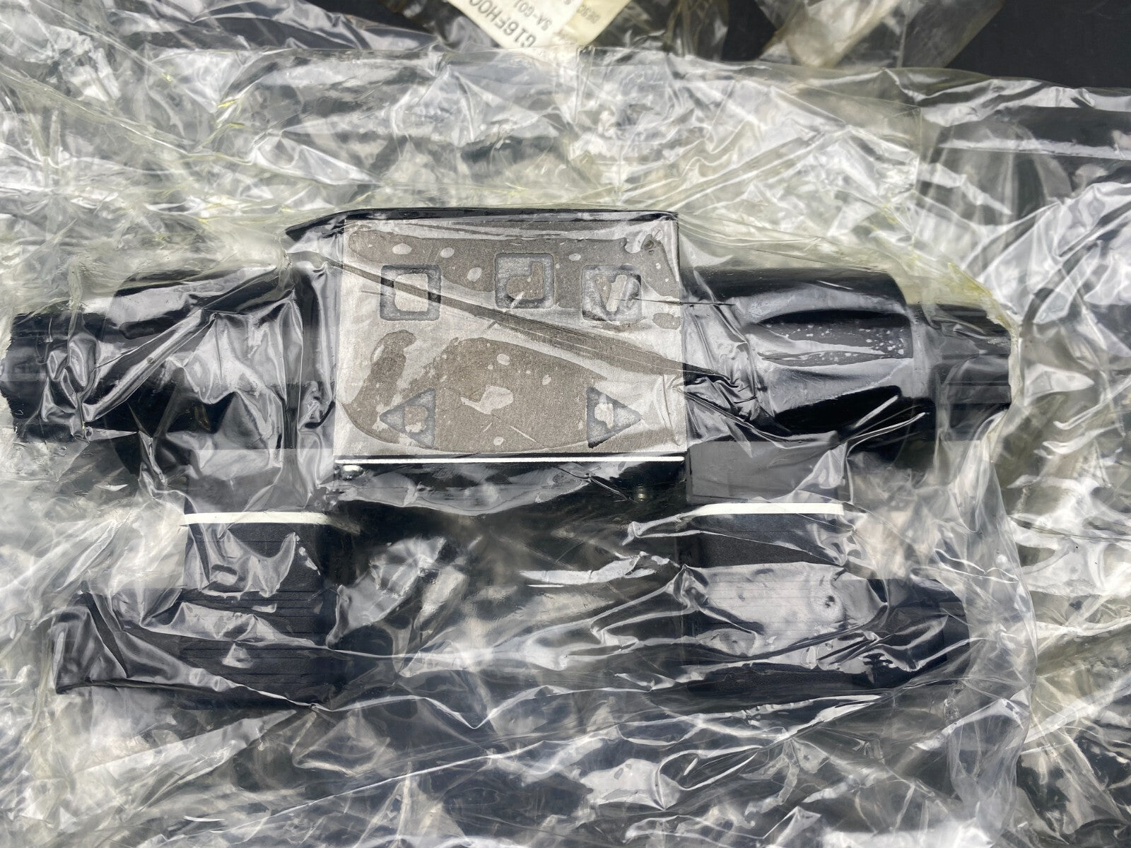MAZAK NACHI SA-G01-C5-C1-30 G16FH004441 SOLENOID VALVE