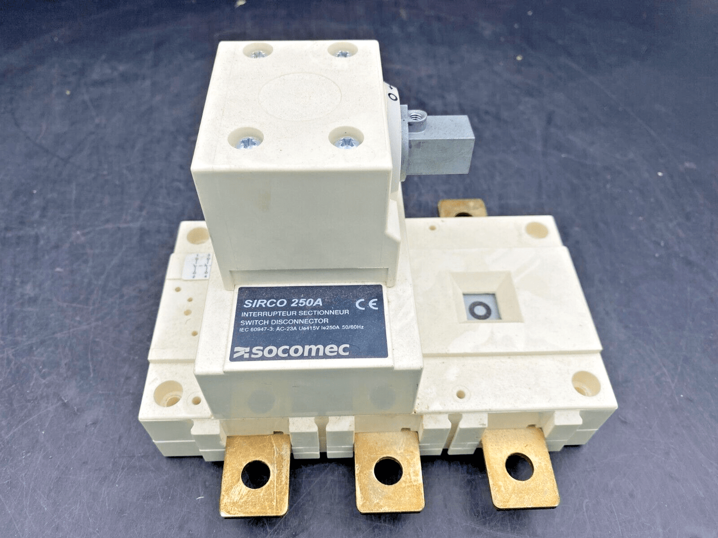 SOCOMEC 26053026 SIRCO 250A SWITCH DISCONNECTOR - KLR Automation