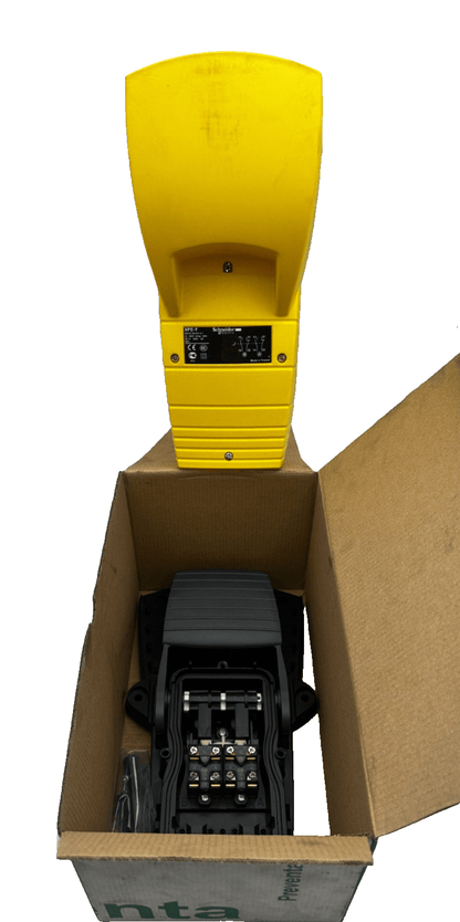 SCHNEIDER ELECTRIC XPE - Y311 YELLOW PLAST FOOT SWITCH PEDAL - KLR Automation