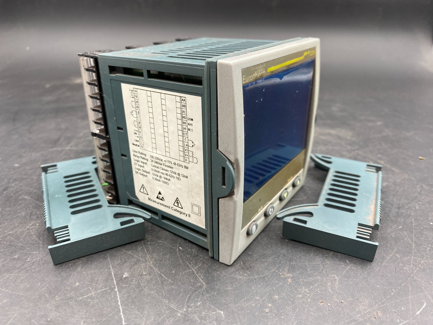 EUROTHERM 3204 3204/CC/VH/LRRX/X/4XL/S/FRA/FRA TEMPERATURE CONTROLLER