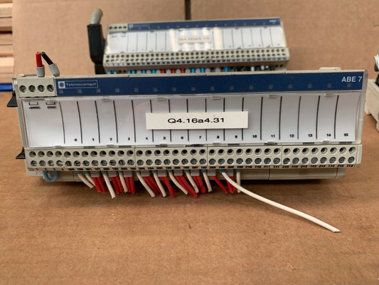 1 x .  TELEMECANIQUE ABE7 R16S210 TELEFAST RELAY