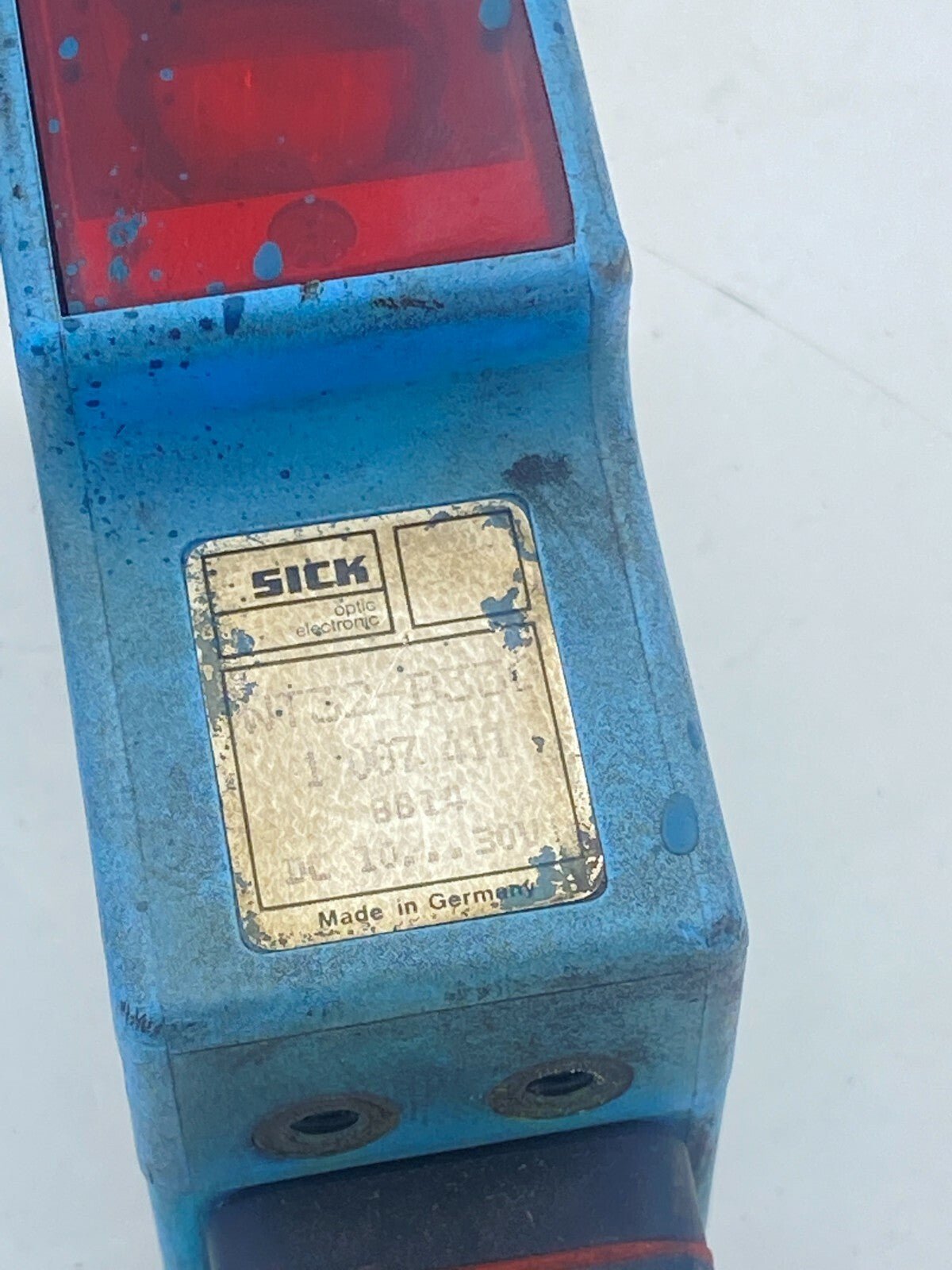 2x pc SICK WT32 - B330 Photelectric Sensor - KLR Automation