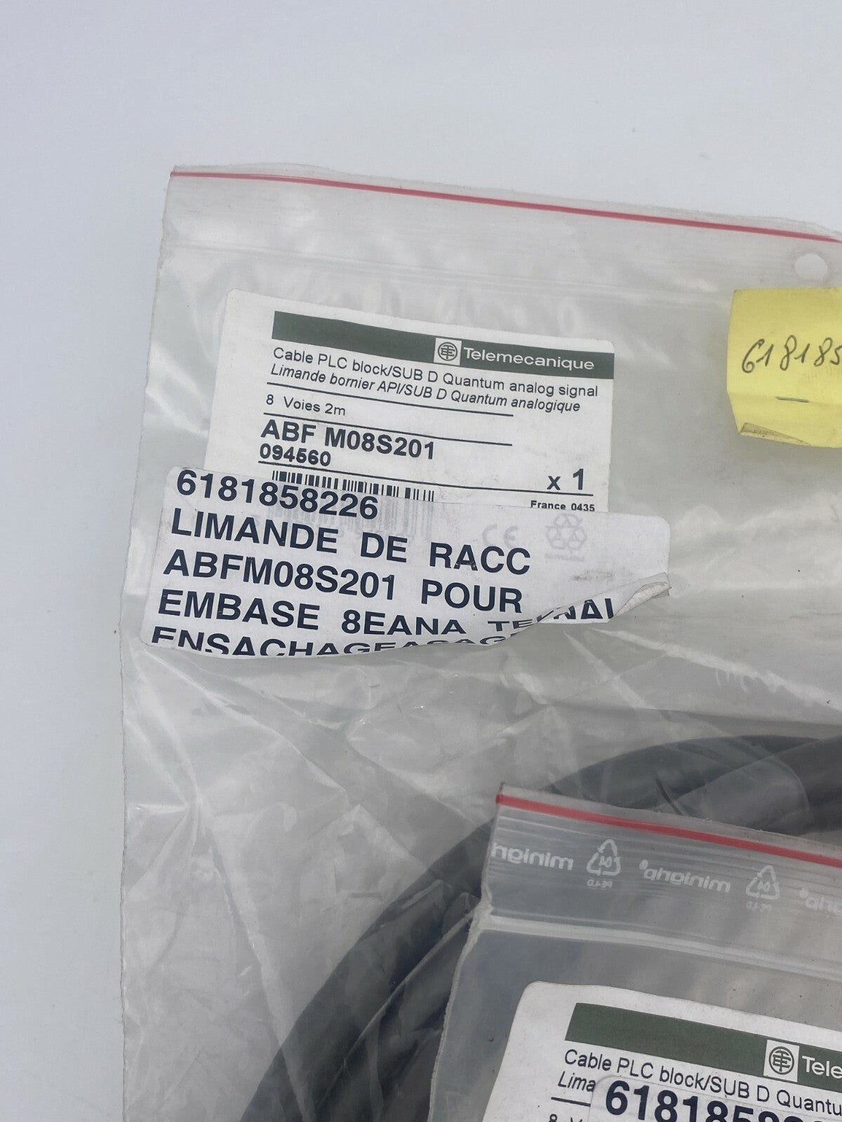 1pc  x  Schneider electric cordon ana 8e avi 2 m. ABFM08S201