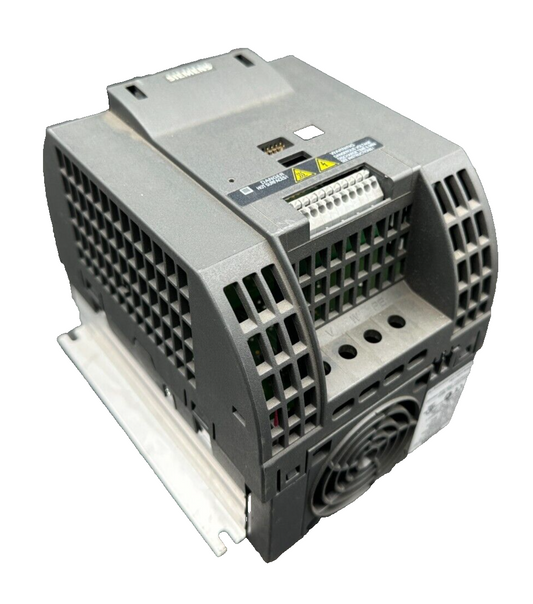 SIEMENS 6SL3211-0AB21-5UA1 SINAMICS G110 CPM110 AIN E-STAND B01/1.10 1.5kW