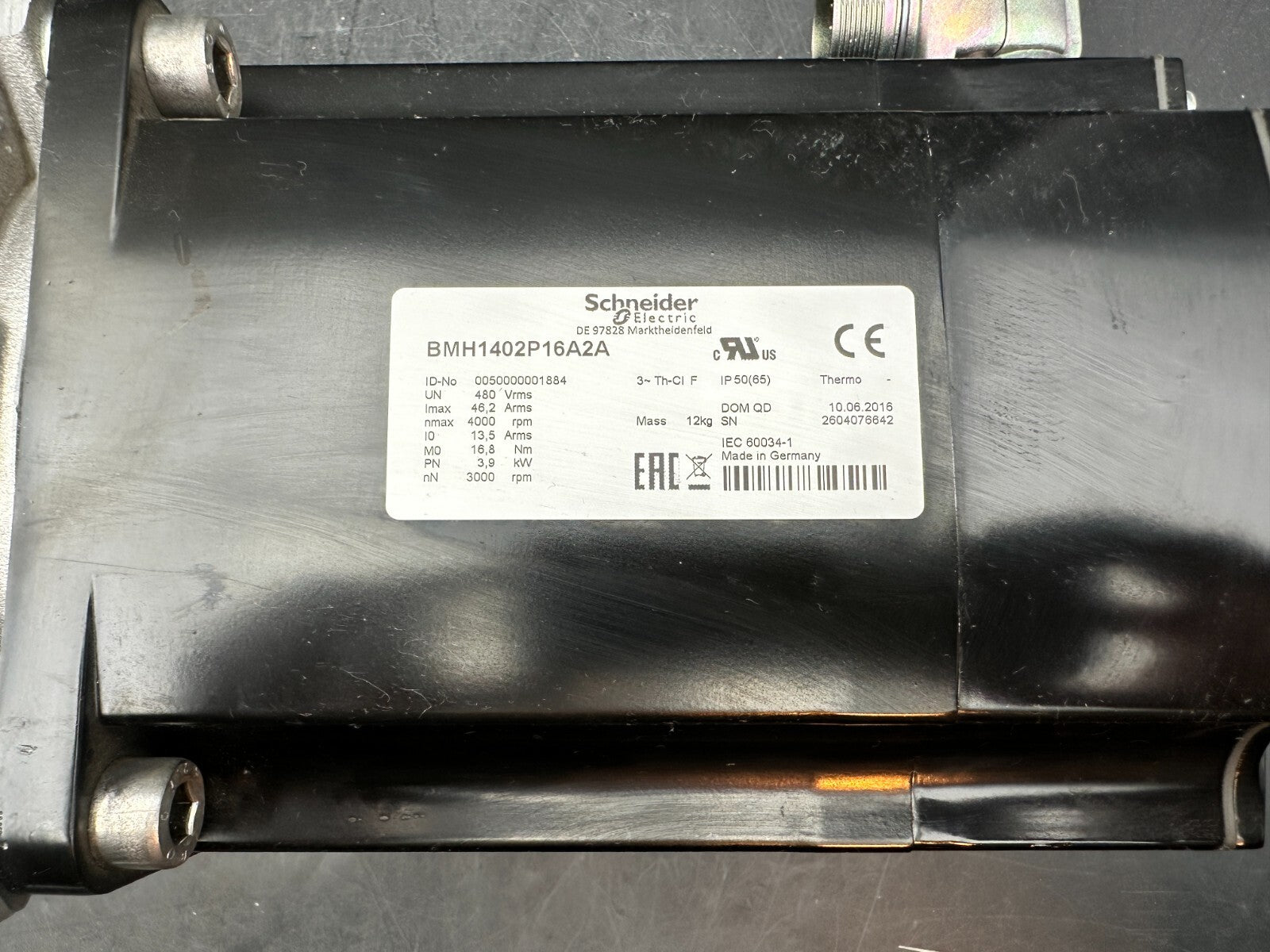 SCHNEIDER ELECTRIC BMH1402P16A2A 3.9 kW 3000RPM + TRAMEC TF63B 2010627027 - KLR Automation