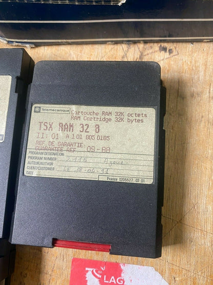 Télémécanique TSX T407 10  TSX17ACC7 TSX17acc6 RAM 32 8