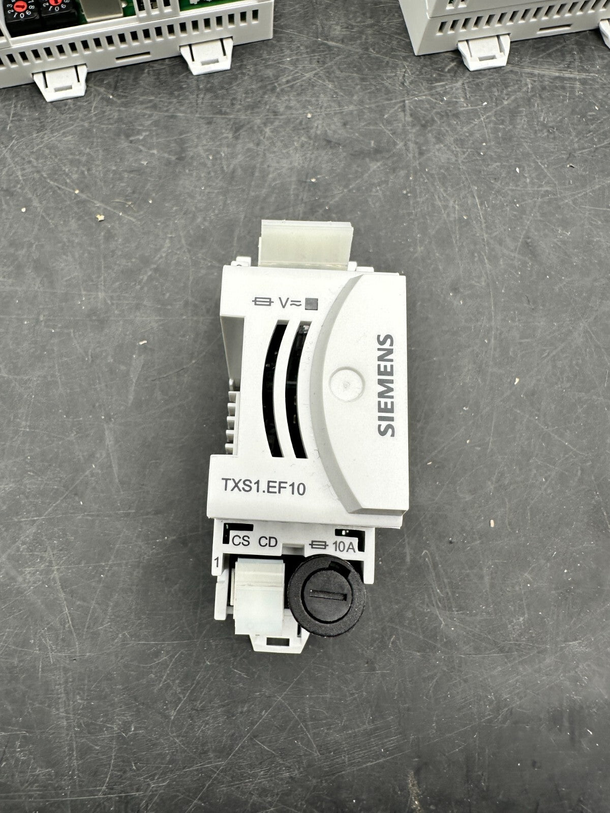 1 Pc x Siemens  TXS1.EF10