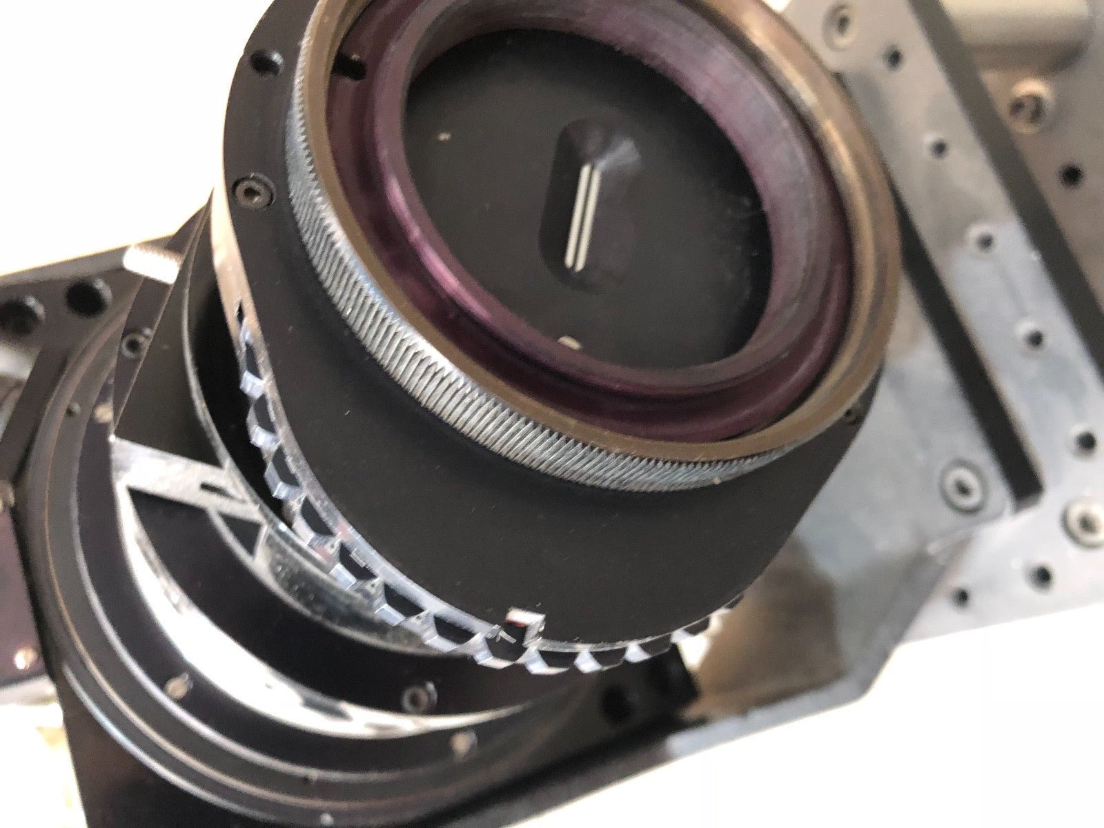 Tour optic EALING ELECTRO - OPTICS EEO outil provenant de chez Kinoptik Paris 2 - KLR Automation