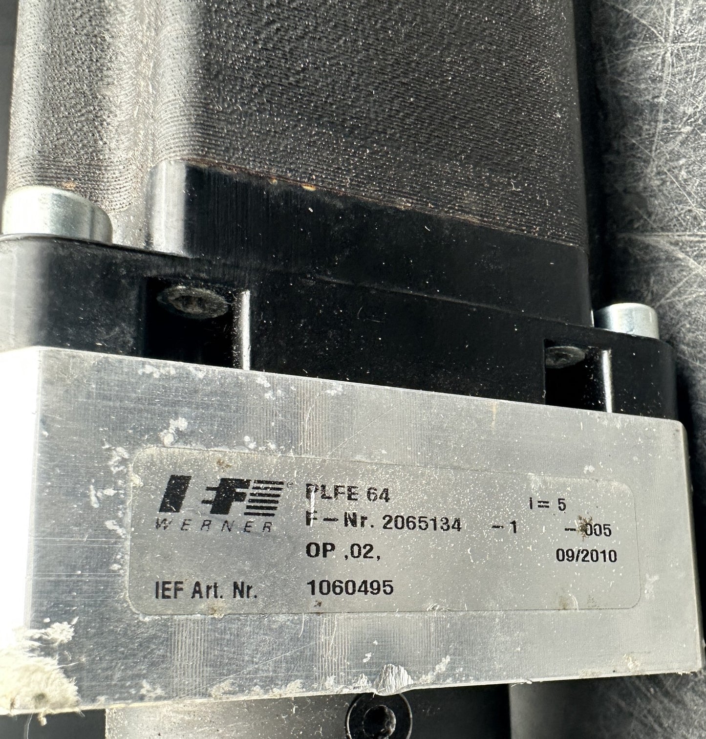 BERGER LAHR SER3913/4L3SS0TO 6000 RPM 480VAC 2.9Nm 1.0kW + IEF PLFE 64 - KLR Automation
