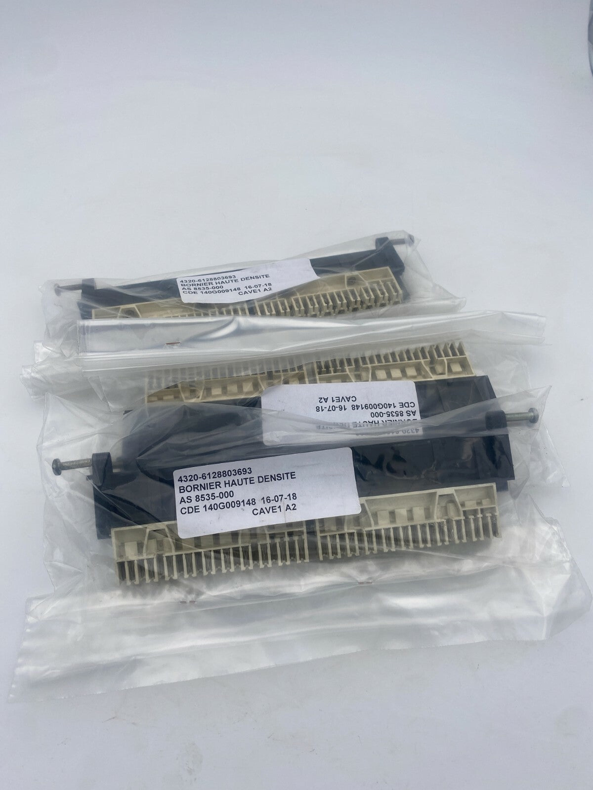 1pc  x   MODICON AEG HIGH DENSITY CONNECTOR KIT AS-8535-000