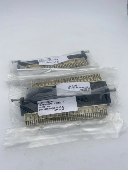 1pc  x   MODICON AEG HIGH DENSITY CONNECTOR KIT AS-8535-000