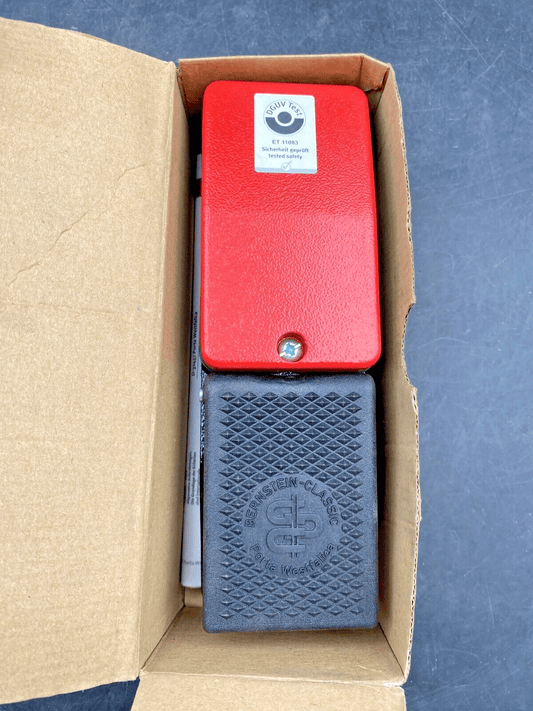 NEW BERNSTEIN 6061300011 FOOTSWITCHES WITH 1 PEDAL - KLR Automation