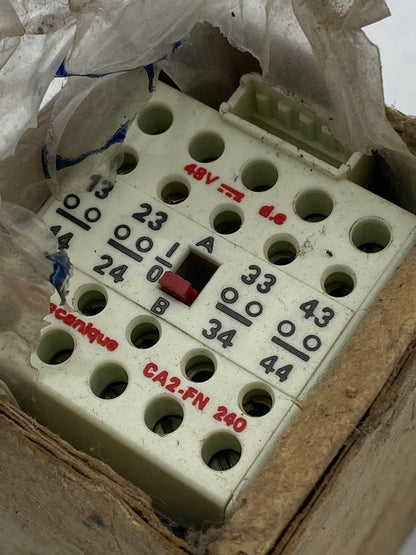 TELEMECANIQUE CA2 - FN 240 48 V Relay - KLR Automation