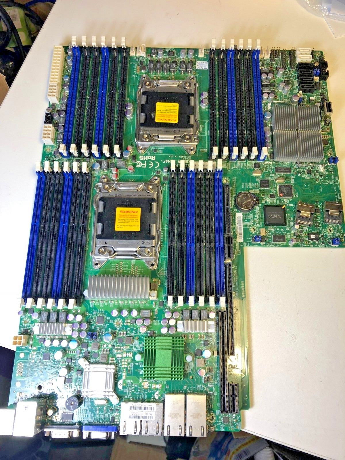 Supermicro X9DRW-3LN4F+ Server Motherboard  Serveur 