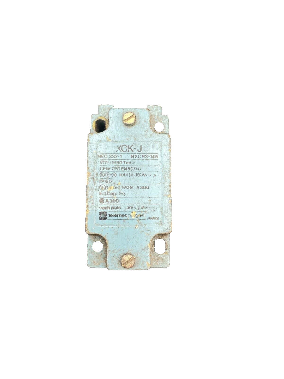 2pc x TELEMECANIQUE XCK-J