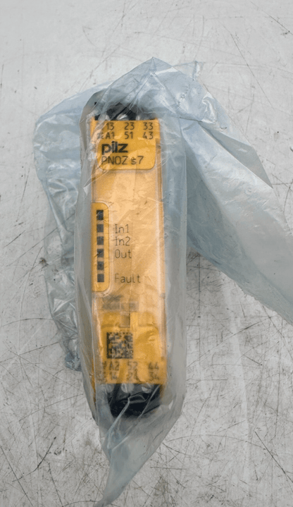 PILZ 750107 PNOZ S7 24VDC 4N/O 1N/C SAFETY RELAY - KLR Automation