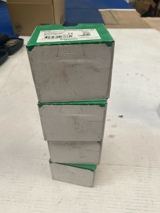 4  pc x SCHNEIDER 25A 2P 30mA type A Si 230.415V VIGI C60 26733