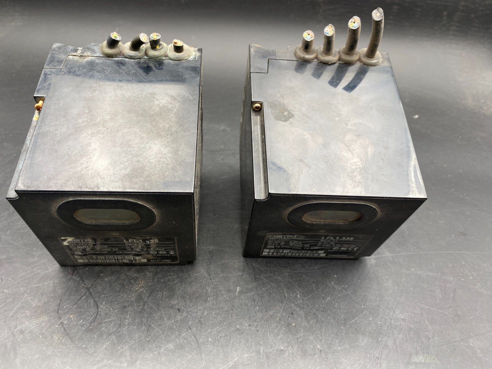 1pc x LANDIS GYR LFL1.335 SERIE 01 GAS BURNER CONTROLLER - KLR Automation