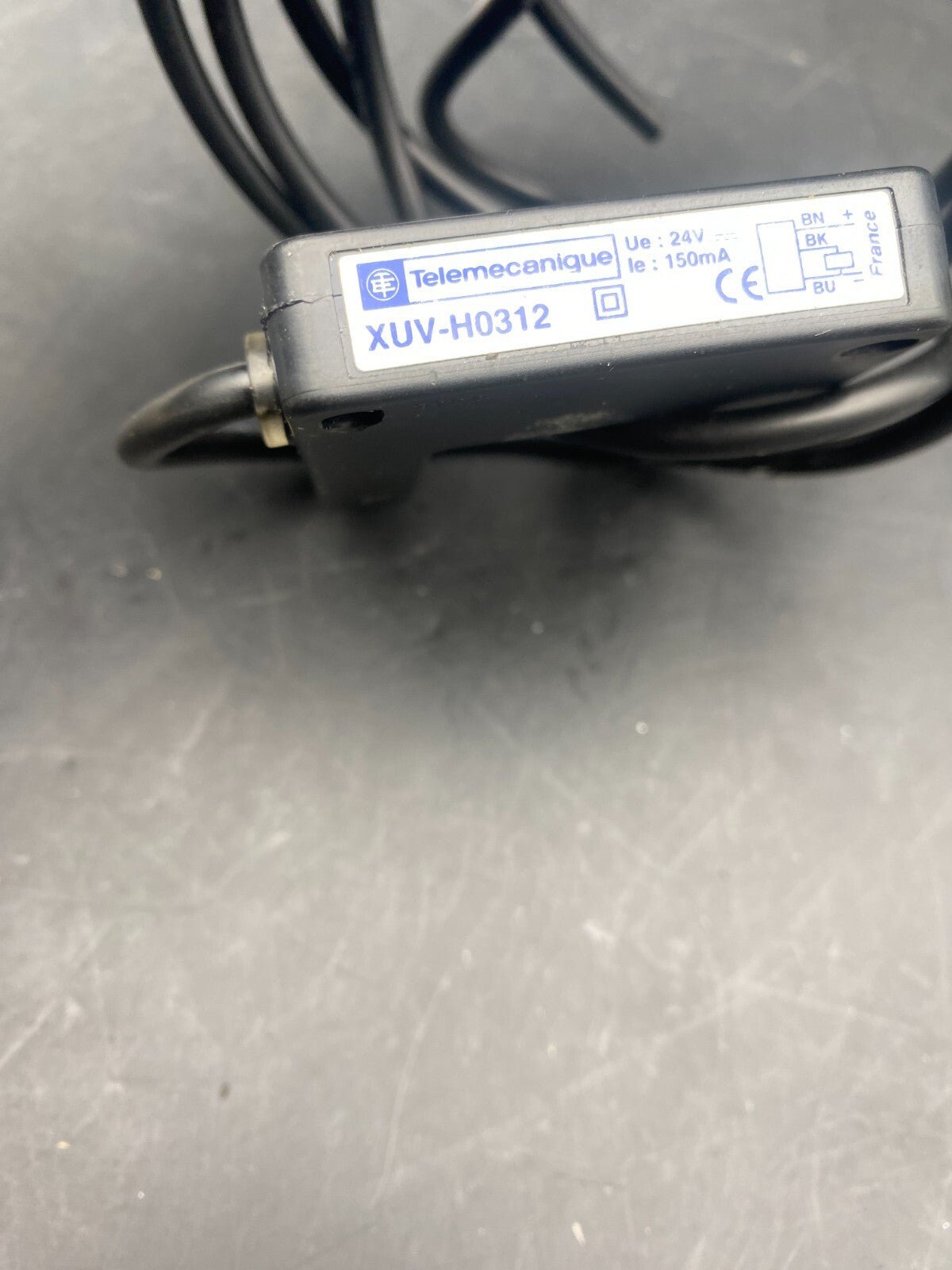 TELEMECANIQUE XUV - H0312 OPTICAL FORK - KLR Automation