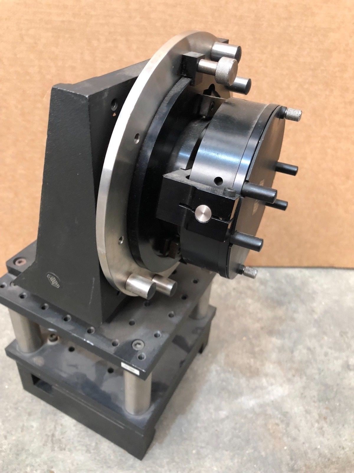 Banc optic EALING ELECTRO - OPTICS EEO outil provenant de chez Kinoptik Paris 5 - KLR Automation