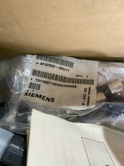 Siemens 1FK7042 - 5AF71 - 1EU5 - Z 1FK70425AF711EU5Z AC synchronous servo gear motor - KLR Automation