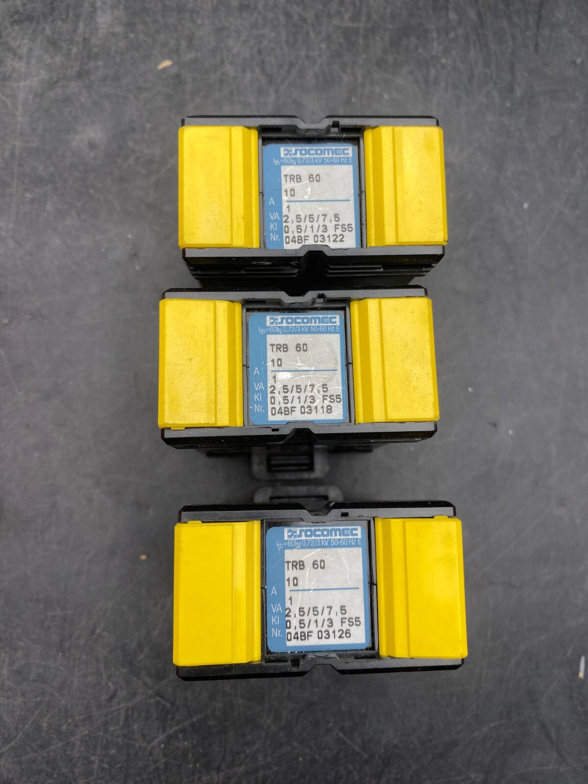 LOT DE 3 SOCOMEC TRB 60 10 1A 2.5/5/7.5 VA 0.72/3kV 50-60Hz