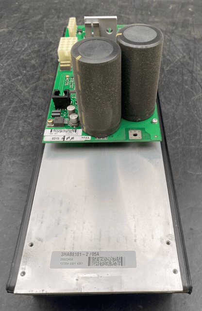 ABB DSQC345B 3HAB8101 - 2/05A SERVOREGULATEUR - KLR Automation