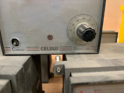  1 x   TEMPERATURE CONTROLLER Celsius  Couple j400  Old Stock