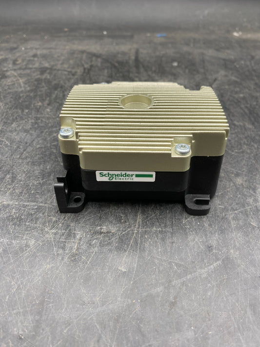 SCHNEIDER ELECTRIC SD215DU50C 48VDC 4A LEXIUM LXM x1pc - KLR Automation