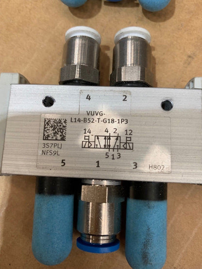 3 x Festo Solenoid valve VUVG - L14 - B52 - T - G18 - 1P3 566500 - KLR Automation